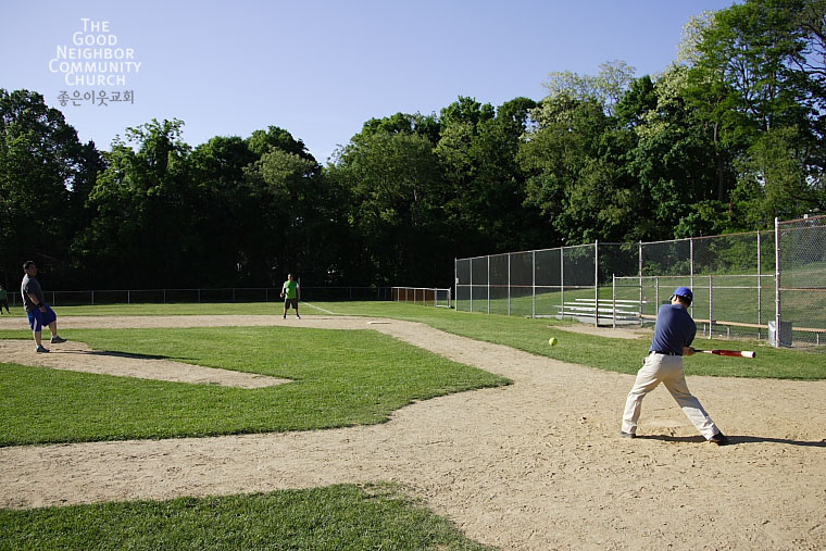 softball018.JPG